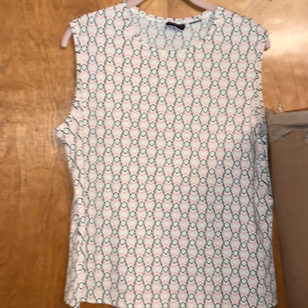 New York and Co. stretch geometric print sleeveless top, size XL